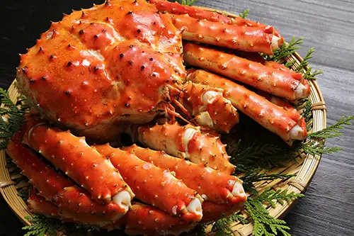 見た目も豪華で立派なカニの王様タラバガニの通販お取り寄せにおすすめ